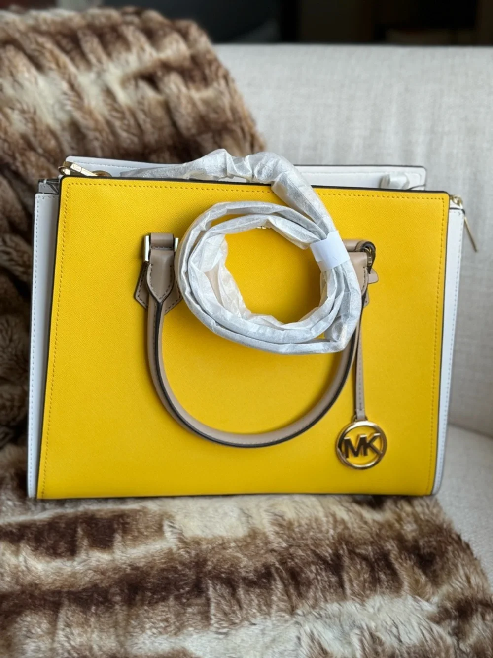 Michael Kors Yellow and White Saffiano Leather Satchel with Gold MK Charm - Picture 2 of 2